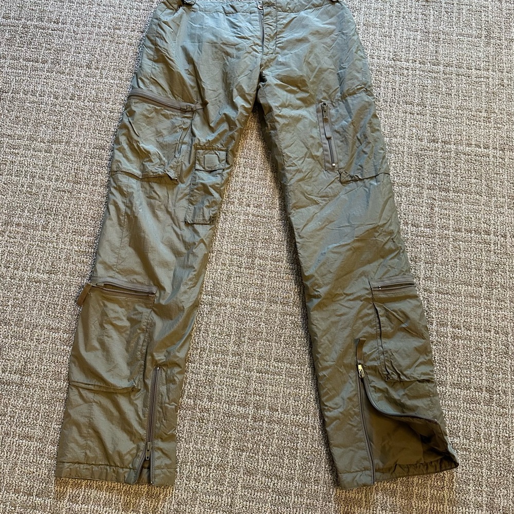 DKNY Jeans Olive Nylon Cargo Pants Women’s Size 4